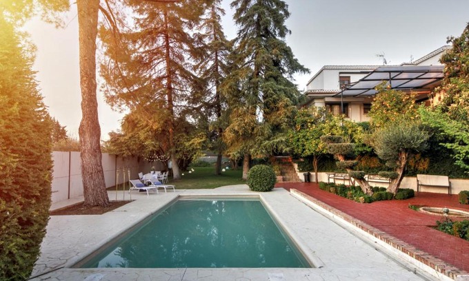 Albolote Villa | CASA CORTIJO DEL AIRE DELUXE