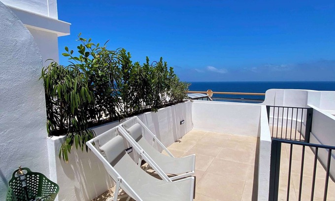 Bajamar Apartment | Casa Costa 1. A Pocos Metros de las Piscinas Naturales de Bajamar