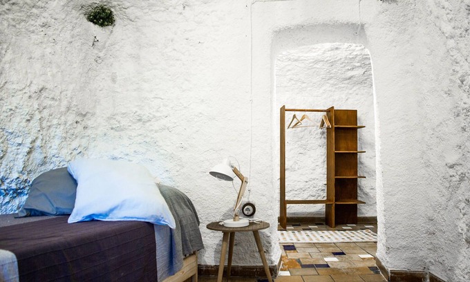 Beiro House | Casa Cueva. 3 Habitaciones, 6 Personas, 2 Terrazas, Vistas a la Alhambra