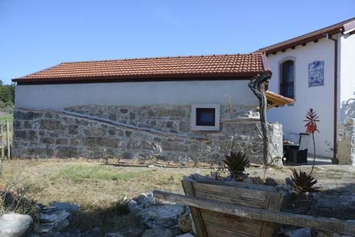 Penela House | Casa da Lima - Rest, Reflect, Reconnect in Nature