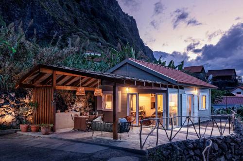 Sao Jorge House | Casa da Rocha de Baixo by An Island Apart