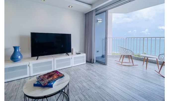 Isla Verde Condo | Casa Dani Spectacular|Modern|New 2 bed|2 bath