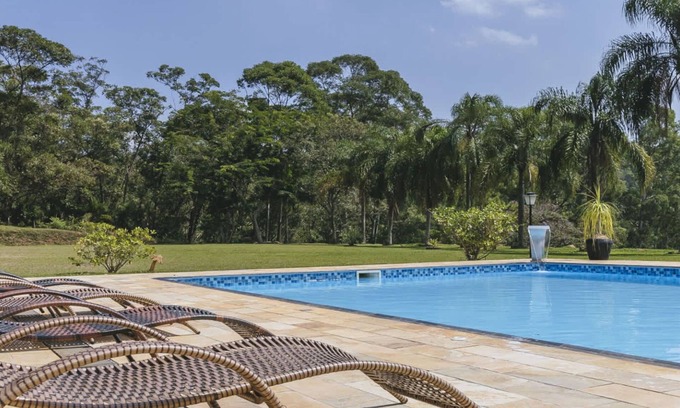 Portao House | Casa de campo em Atibaia com piscina