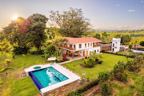 Armenia House | Casa de Campo en El Edén