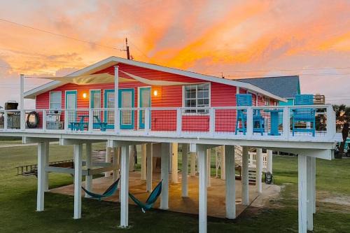 Surfside Beach House | Casa de Coral