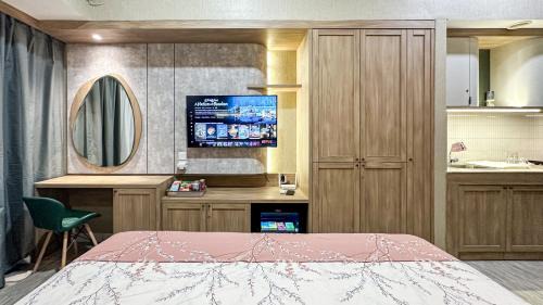 Bumi Serpong Damai Apartment | Casa de Parco near ICE BSD AEON Mall - Wabi Sabi