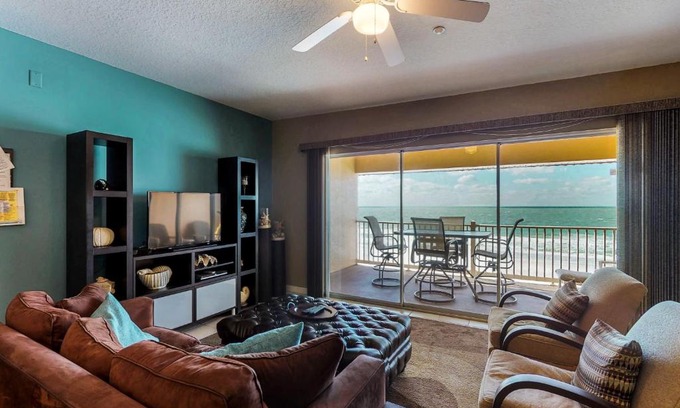 Indian Rocks Beach Apartment | Casa de Playa 211