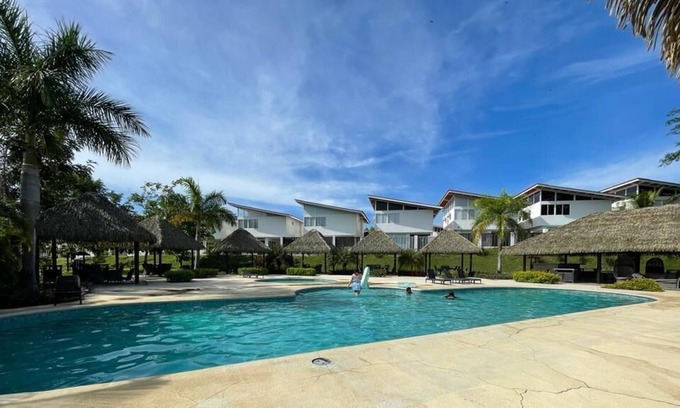 Nueva Gorgona House | Casa de Playa, Playa Coronado - Panamá