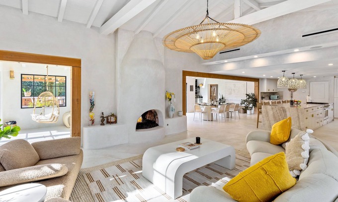 Warm Sands House | Casa De Tierra - Featured in Architectural Digest