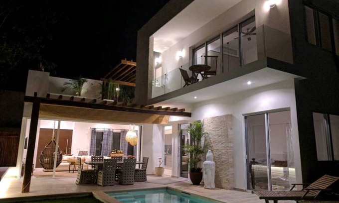 La Veleta Villa | Casa del Alma Gitana~Secluded Boho Luxe Villa with Private Pool/Roof Deck/Garden