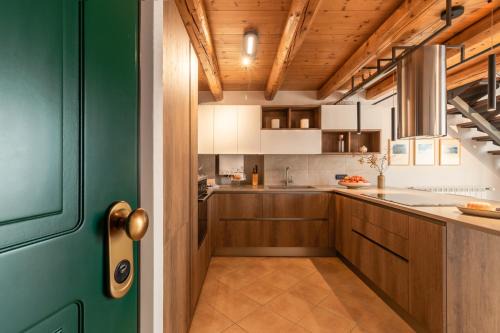 Maccagno Apartment | Casa del Borgo "Aria & Acqua" sul Lago Maggiore