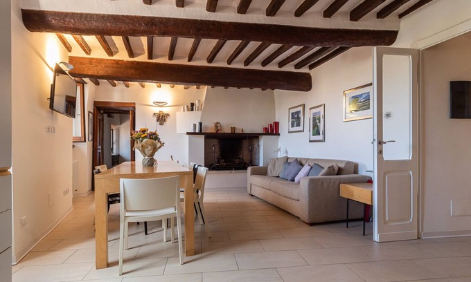 Montecchio Apartment | Casa del Castello, charming flat with village view