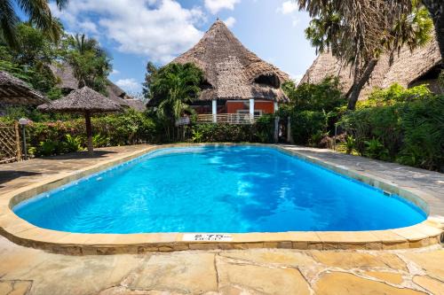 Diani Beach Villa | Casa Di Mia Luxury 4 br Villa with Pool and 3 min to the beach