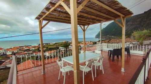 Lajes das Flores House | CASA do PÁTIO