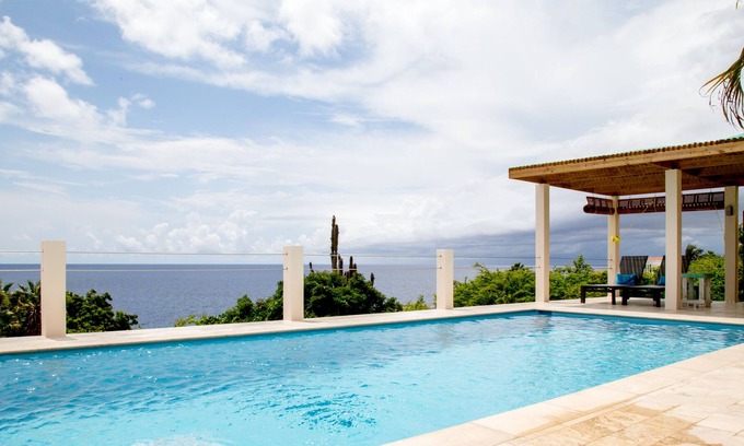 Sabadeco Villa | Casa Doce - Ocean View Villa, Peaceful and Private!