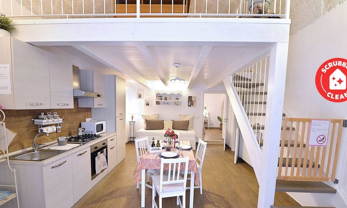 Monopoli House | Casa Donnalby is located in the city center