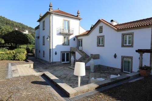 Facha Villa | Casa dos Macieis on Santiago's Way - Separate Wing or Entire Main House or Entire Guesthouse & Optional Agritourism