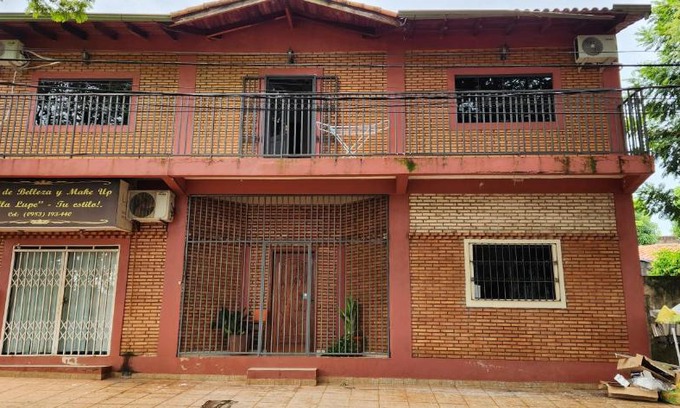 Ciudad Del Este House | Casa duplex en Área 4 CDE
