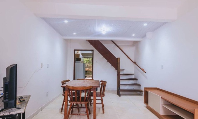 Itapua House | Casa em Salvador Bem Localizada e Confortavel