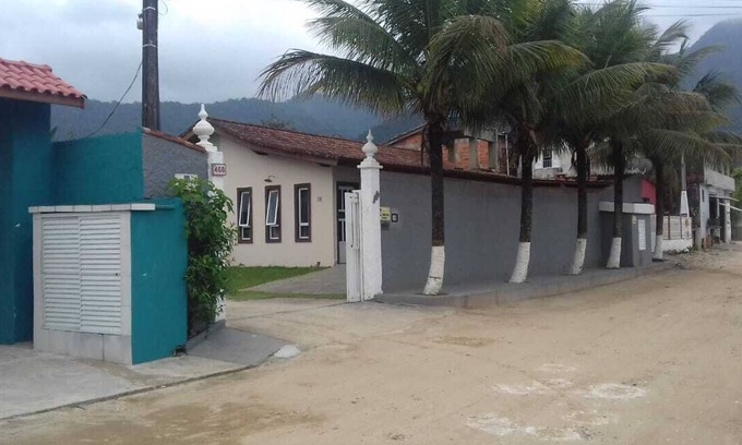 Maranduba House | Casa em Ubatuba Condominio Fechado na Praia de Maranduba com Wi-fi gratis.