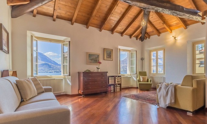 Varenna Ski Chalet | Casa Ferrari Varenna varennaholidays