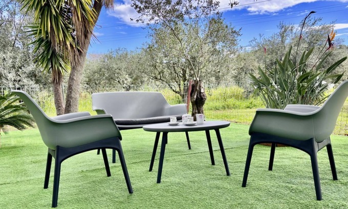 Tertenia Apartment | Casa Flores just minutes from the beach