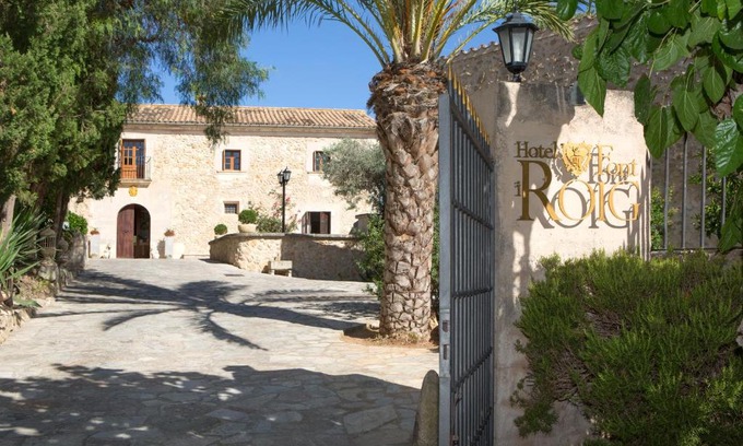 Maria de la Salut Hotel | Casa Font i Roig