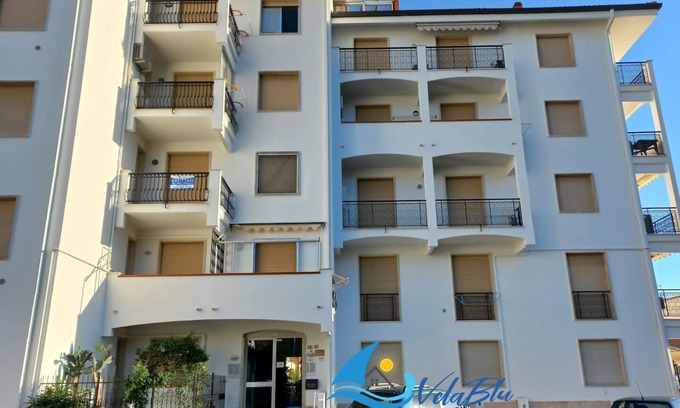 San Bartolomeo al Mare Apartment | Casa Giulia, the crystal clear sea at 2 steps!