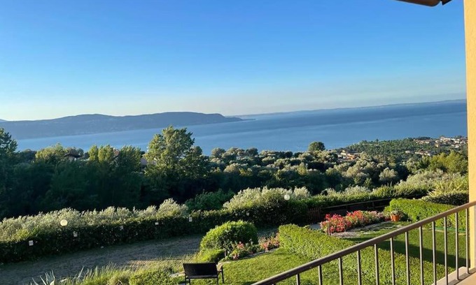 Toscolano Maderno Apartment | Casa Giulia: un'oasi di pace