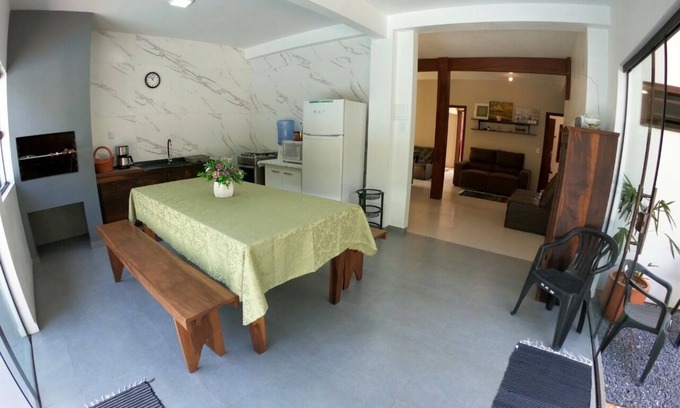 South Region House | Casa Grande com Piscina Próximo ao mar na Praia da Ferrugem Garopaba SC