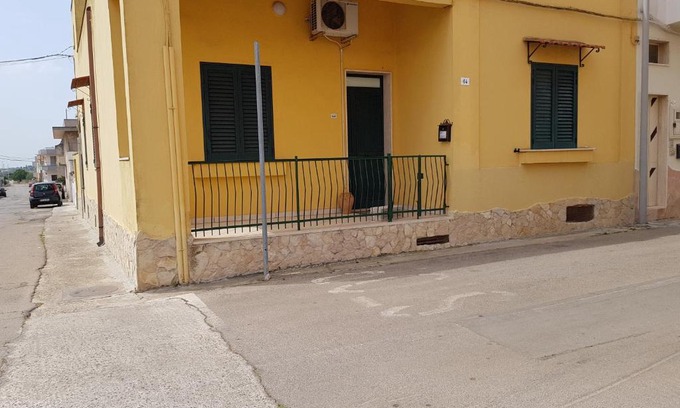 Tuglie House | Casa indipendente Salento di 140 mq con ampio terrazzo interno