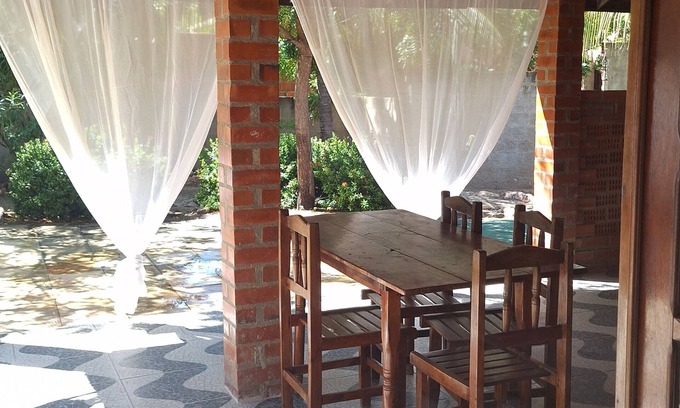 Canoa Quebrada House | Casa Jardim Canoa Quebrada, private space with large backyard, 100m from the beach.