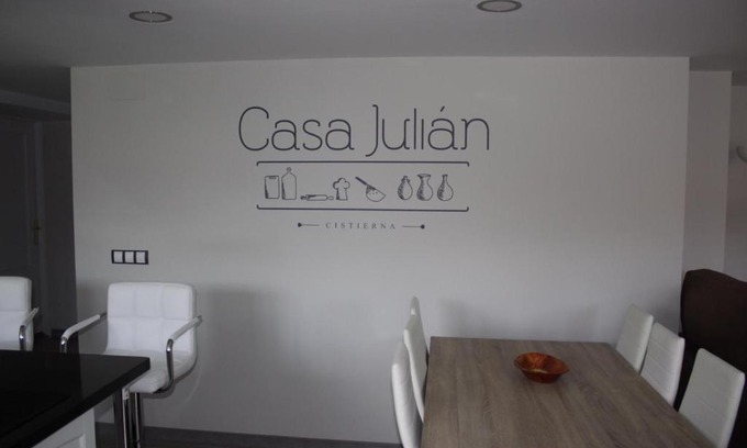 Cistierna Apartment | Casa Julian