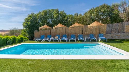 Antequera Villa | Casa La Sombra de la Parra Antequera - La Higuera by Ruralidays