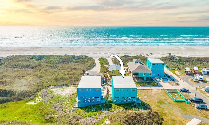 Safe Harbor House | Casa Laguna- Beachfront/Private Pool/Elevator- AMAZING VIEW