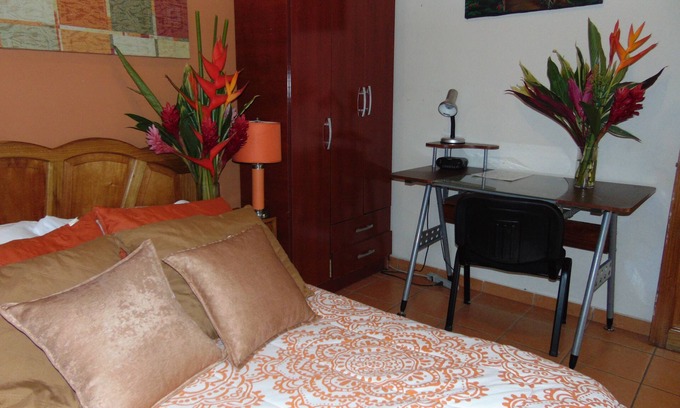 Pavas Bed & Breakfast | Casa Lima B&B Standard Room #1 (With Free Breakfast)