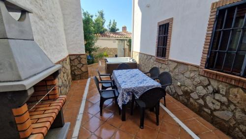 Cozvijar House | Casa los caminos de GRANADA