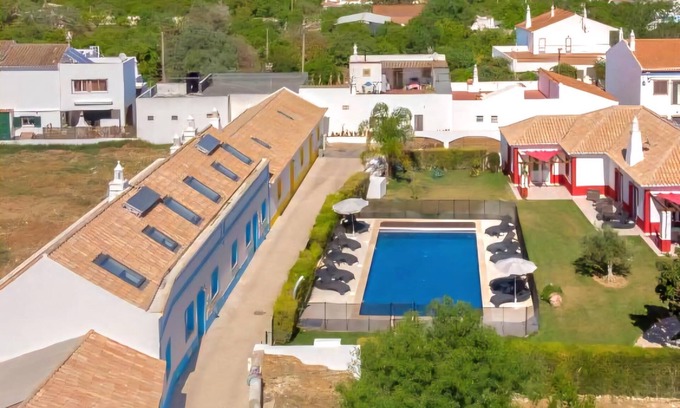 Luz de Tavira Apartment | Casa Mértola T1 by YHA