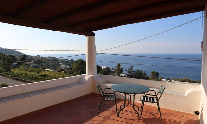Malfa House | Casa Malvasia - Traditional Aeolian house with beautiful sea view terraces