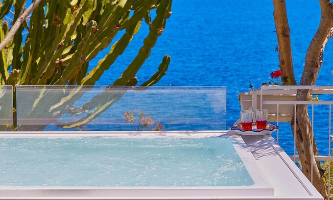 Santa Flavia Villa | Casa Mamà sea view with direct access to the beach