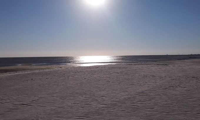 Biloxi House | CASA MARE-The beach -Military per diem honored for listing 30 days or more.