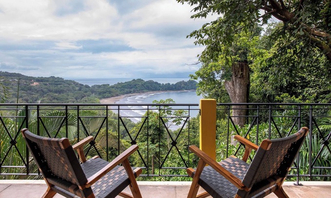 Dominicalito Condo | Casa Mareas: Ocean & Jungle View