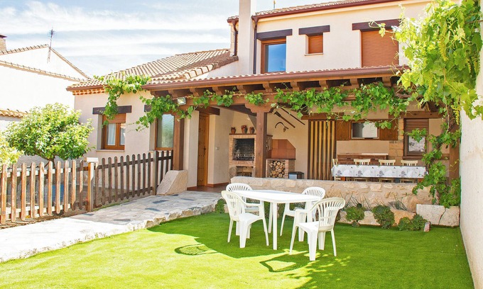 Turegano Cottage | Casa Mariano for 8 people (possibility of 10 in extra bed)
