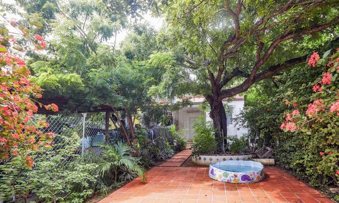 Bacocho Apartment | Casa Marsopas | Great location | Mins from the sea