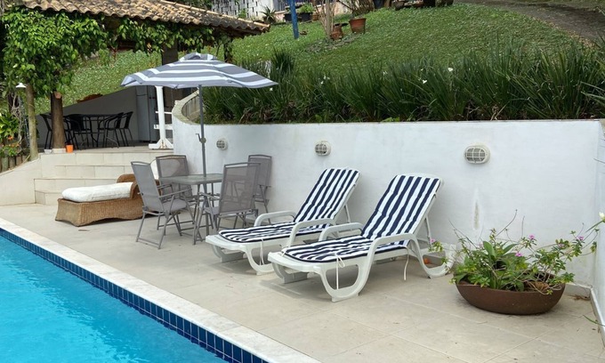 Ipiranga House | Casa martim de sá 5 dor.ar and internet walk to the beach