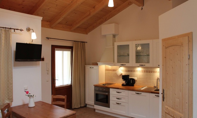 Gmain Apartment | Casa Monticello 4 - Mediterranean style apartments - central city location