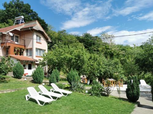Eselnita House | Casa Noastra
