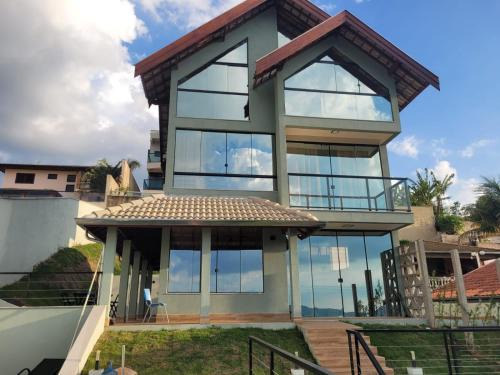 Aguas de Lindoia House | Casa nova, piscina e vista para as montanhas