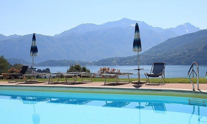 Azzano House | Casa Panorama Uno: A bright and cheerful studio apartment situated at a short distance from the shores of Lake Como, with Free WI-FI.