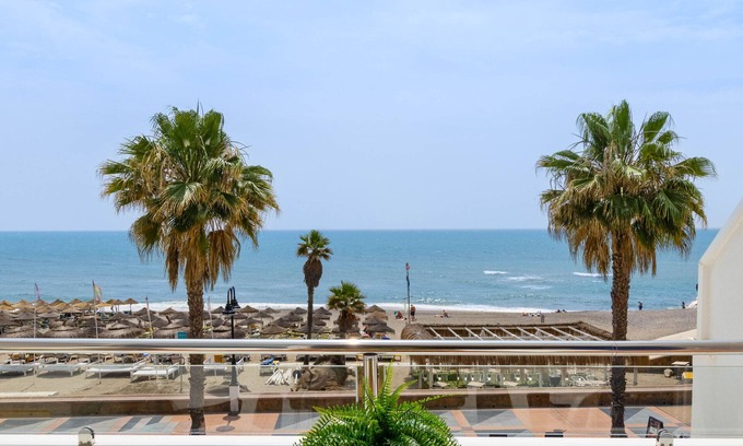 Costa del Sol Apartment | Casa Paradise - Beachfront